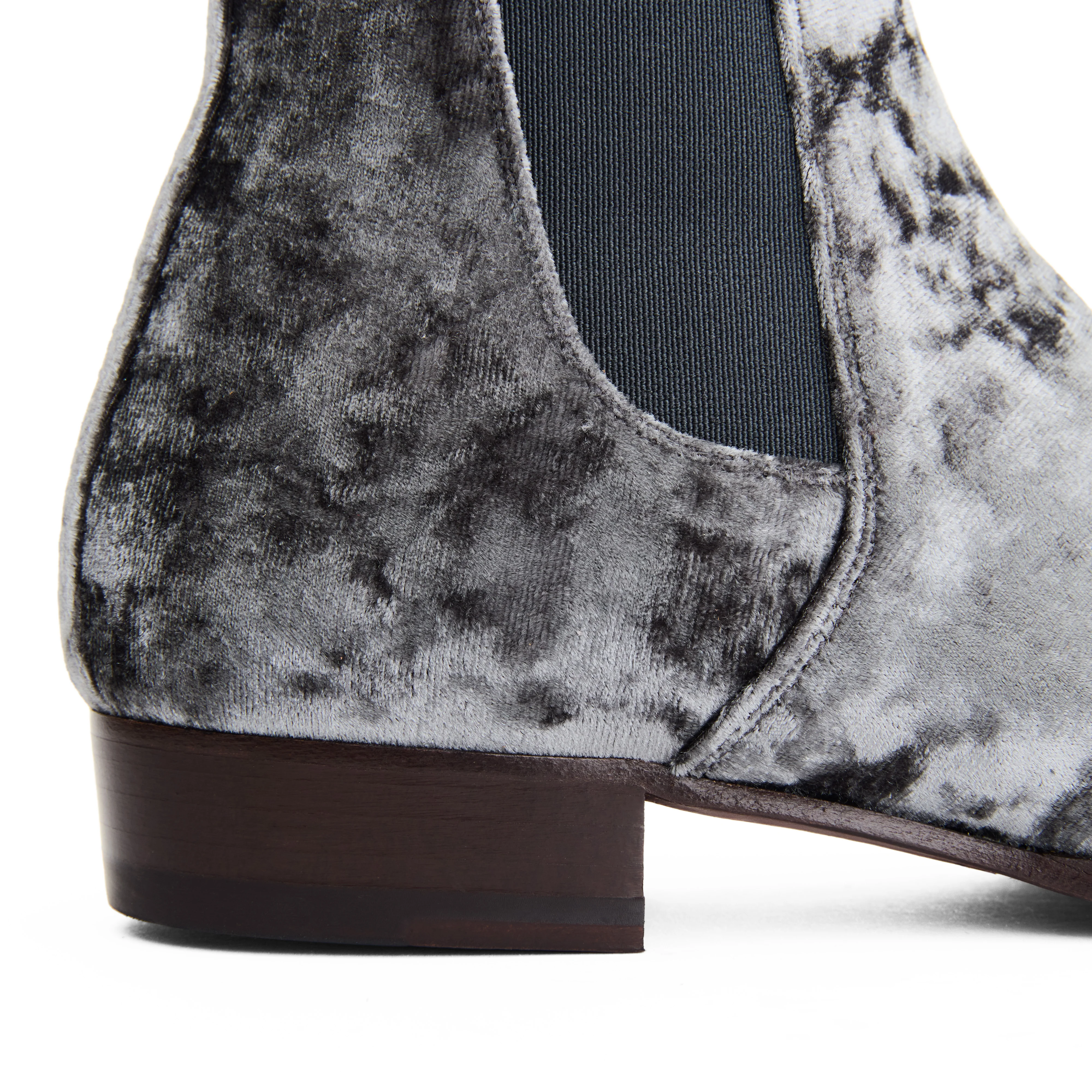 THE GREYSTONE VELVET - Image 5